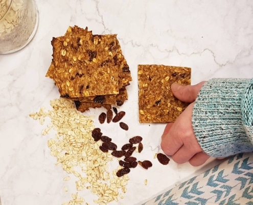 gezonde schoolkoek met havermout en appel gezonde schoolkoek met havermout en appel