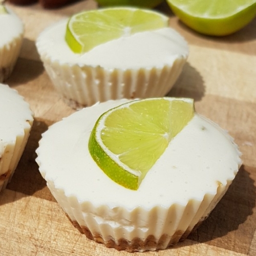 vegan mini limoen kwarktaartjes