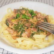 champignon-stroganoff-met-spinazie-header-1