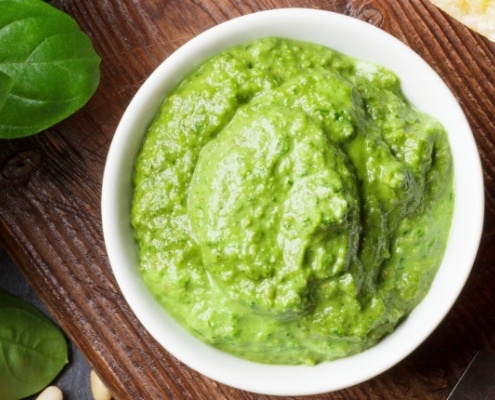 eenvoudige voedingsmiddelen om zelf te maken vegan pesto