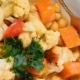 bloemkool curry met zoete aardappel en kikkererwten header 1500x430
