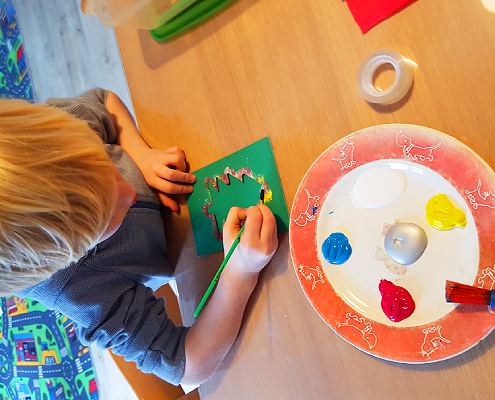 duurzame advent kalender met activiteiten kerstkaart knutselen