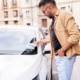 hoe werkt een electrische deelauto
