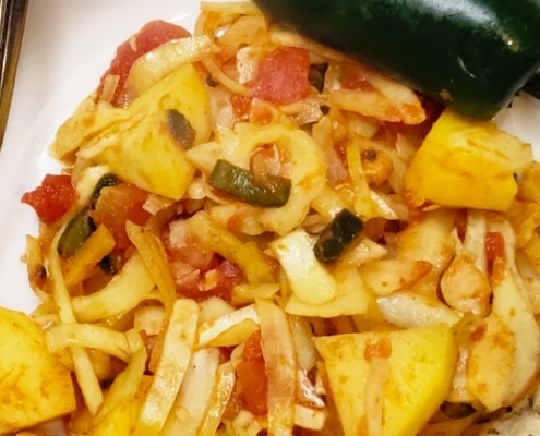 plantaardige aardappel curry