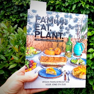 Kookboek review Family Eat Plant