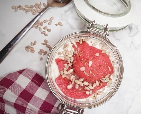 overnight oats met chai stoofpeer
