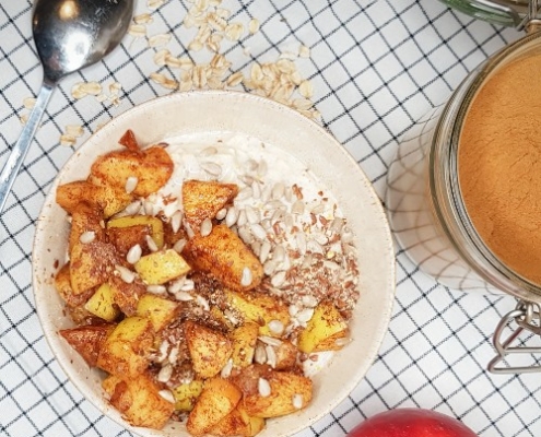 Winterse overnight oats met gebakken appel