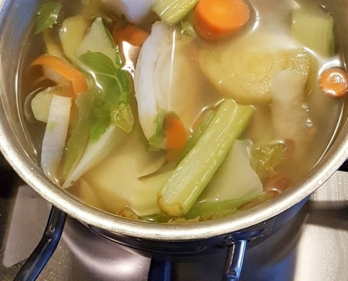 Restjesbouillon maken