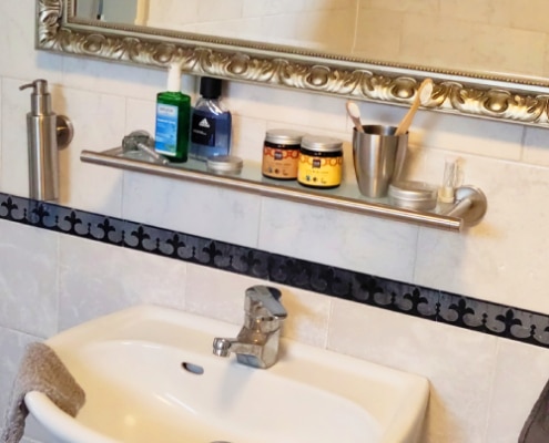 Kies een mooie omlijsting van je spiegel voor een luxe uitstraling