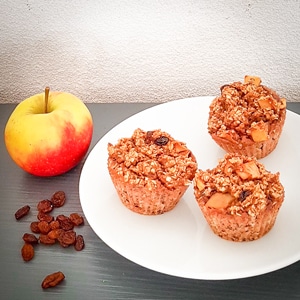 Havermoutmuffins met appel en rozijnen