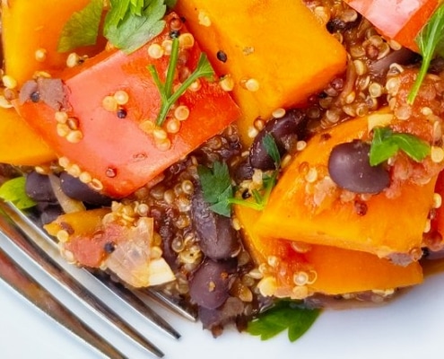 Zoete aardappel chili met zwarte bonen