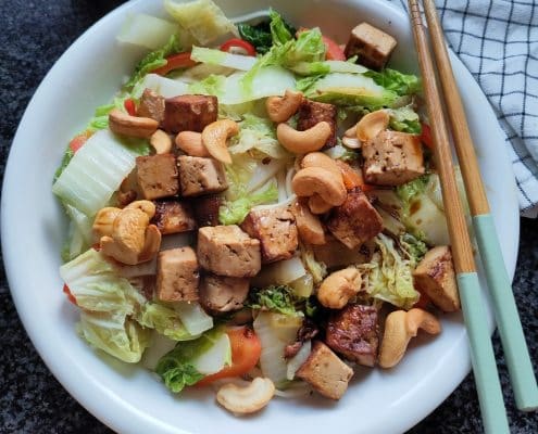 Recepten met seizoensgroenten in januari: roerbak met chinese kool