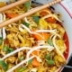 Vegetarische bami goreng met Chinese kool