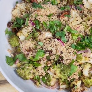 couscous salade met romanesco en noten