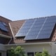 Zonnepanelen en hitte leveren ze minder op