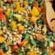 Traybake met pompoen, courgette en kikkererwten